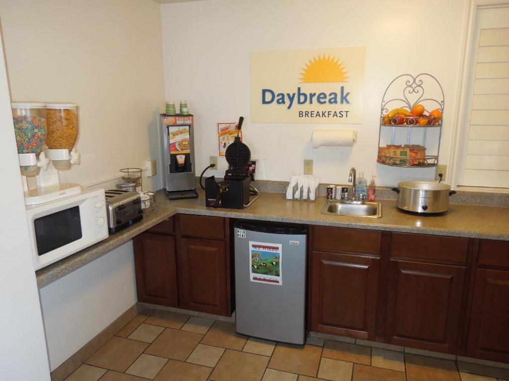 Days Inn Riverton Exterior foto